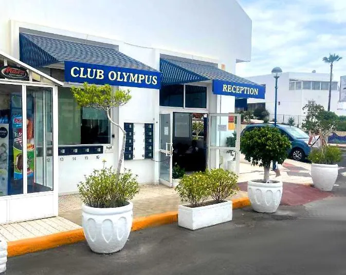 Comfortable Centrally Located Apartment Playa Feñabe